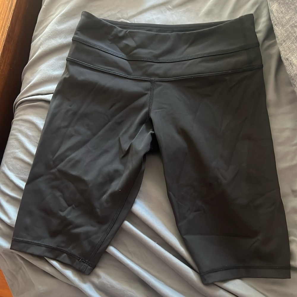Lululemon Biker Shorts 10” Fast & Free mid rise line